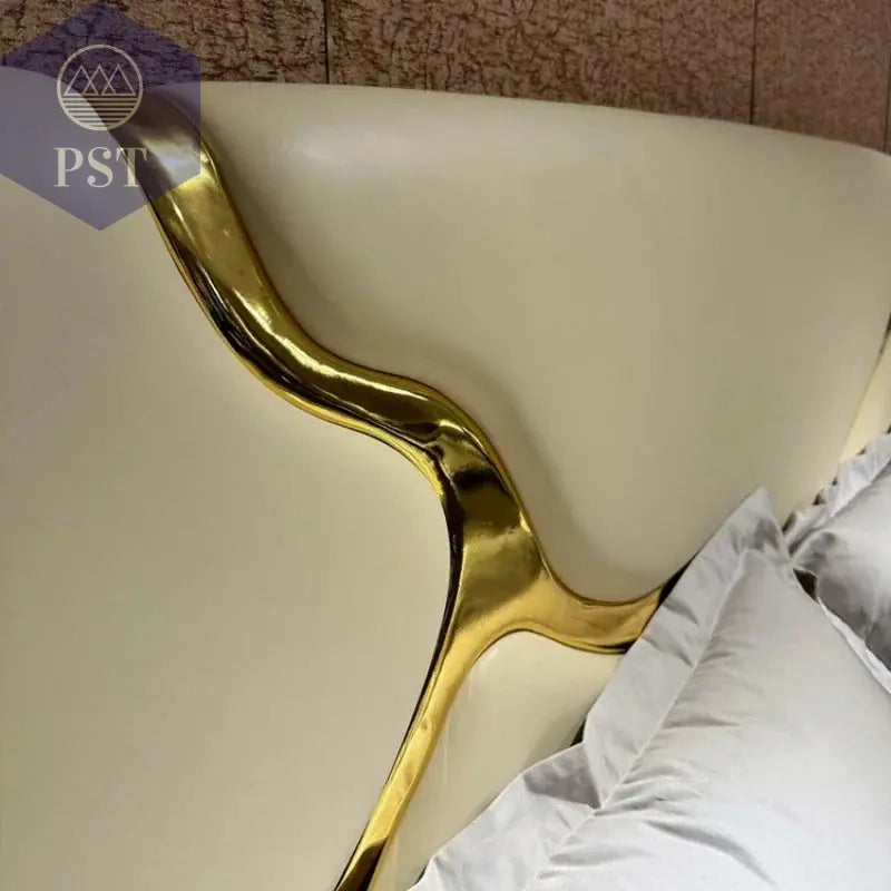 Elegantes Doppelbett italienischen StilDoppelbett PST PS Tradings  PST PS Tradings